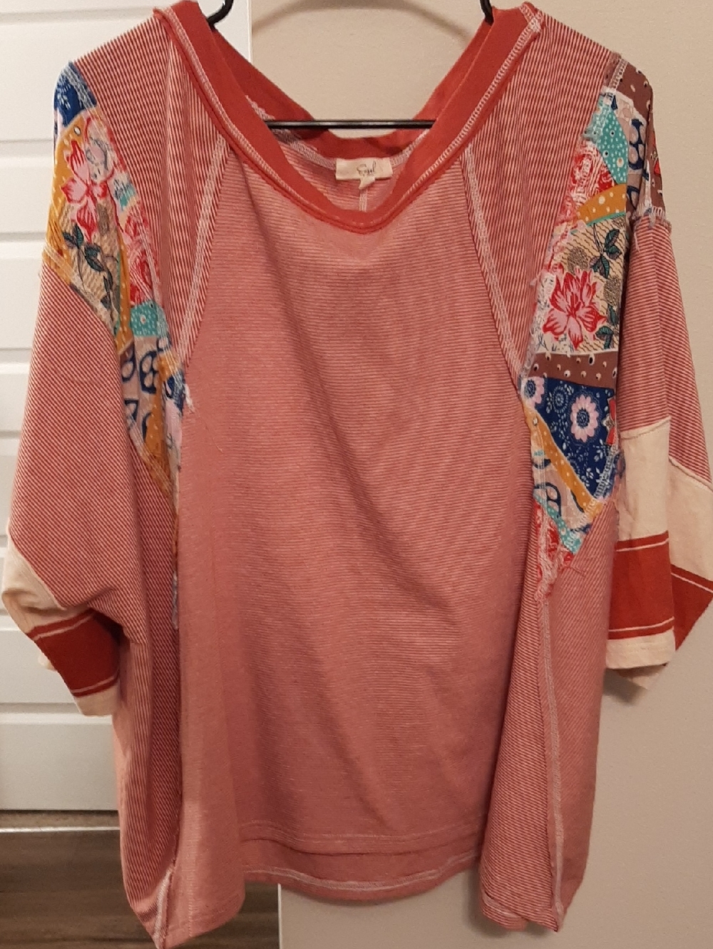 Easel Dusty Rose 1X Patchwork Distressed Sleeve Sweatshirt with Multicolor
